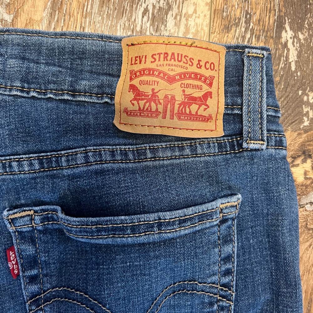 Levi's Blue Boyfriend Distressed Ripped Denim Jeans Size 28 - Picture 7 of 14